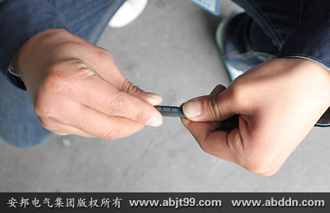 ����s������늟Ꭷĩ��3����